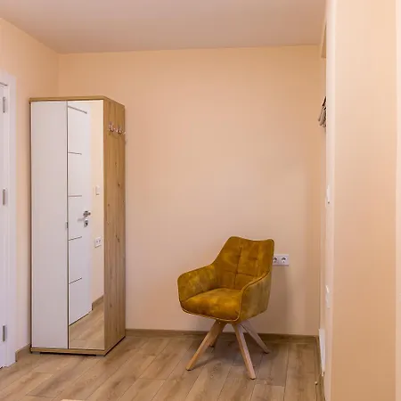Comfy In The Heart Of Apartament Burgas City