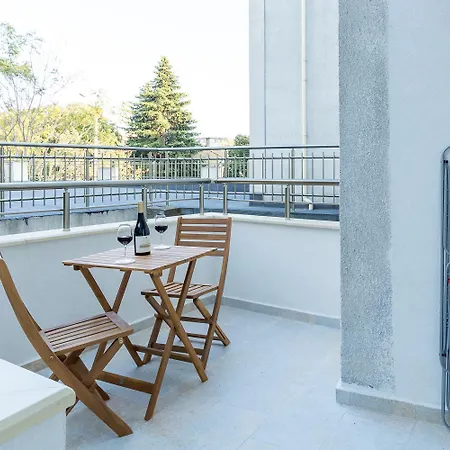 Apartament Comfy In The Heart Of Burgas City