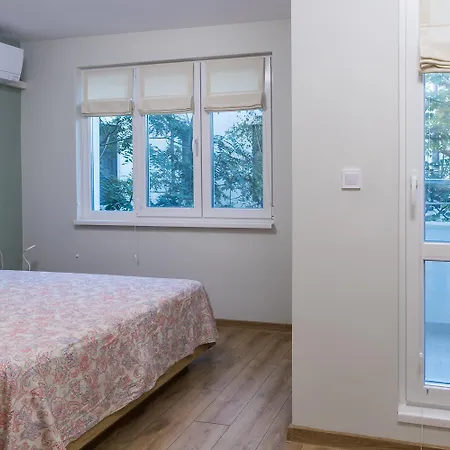 Comfy In The Heart Of Apartament Burgas City